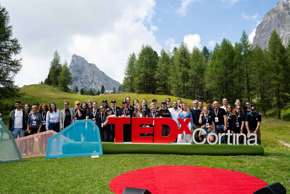 Over 500 Attendees Gather at the 8th Edition of TEDxCortina to Explore the Theme of NOW