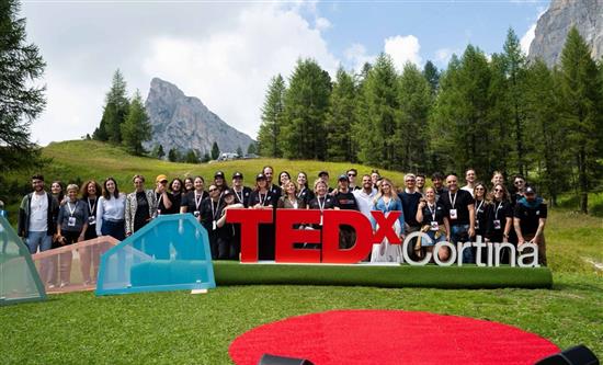 Over 500 Attendees Gather at the 8th Edition of TEDxCortina to Explore the Theme of NOW