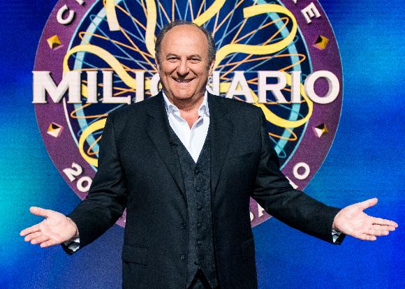 Ritorna il quiz show Chi vuol  essere Milionario in prima serata su Canale 5