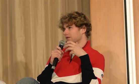 Gaspard G and TF1 Launch Les Dossiers